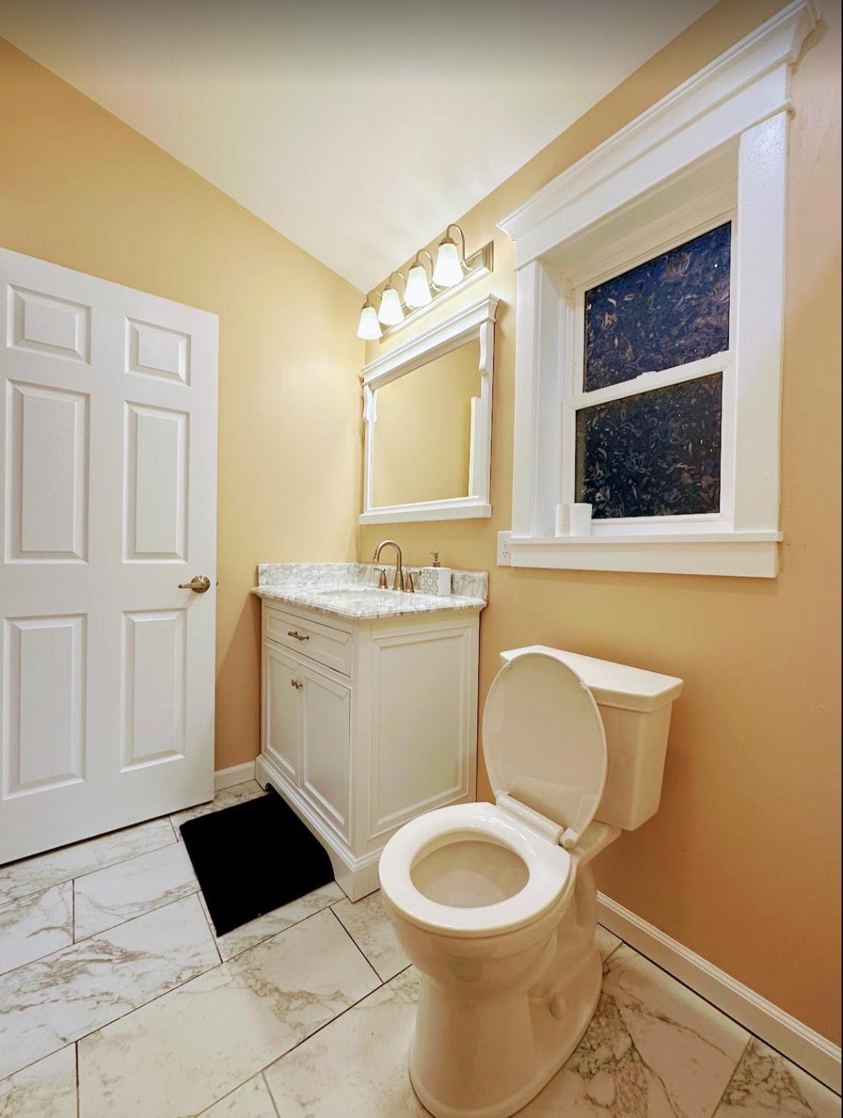 Delightful Dwelling Apartment Бъфало Екстериор снимка