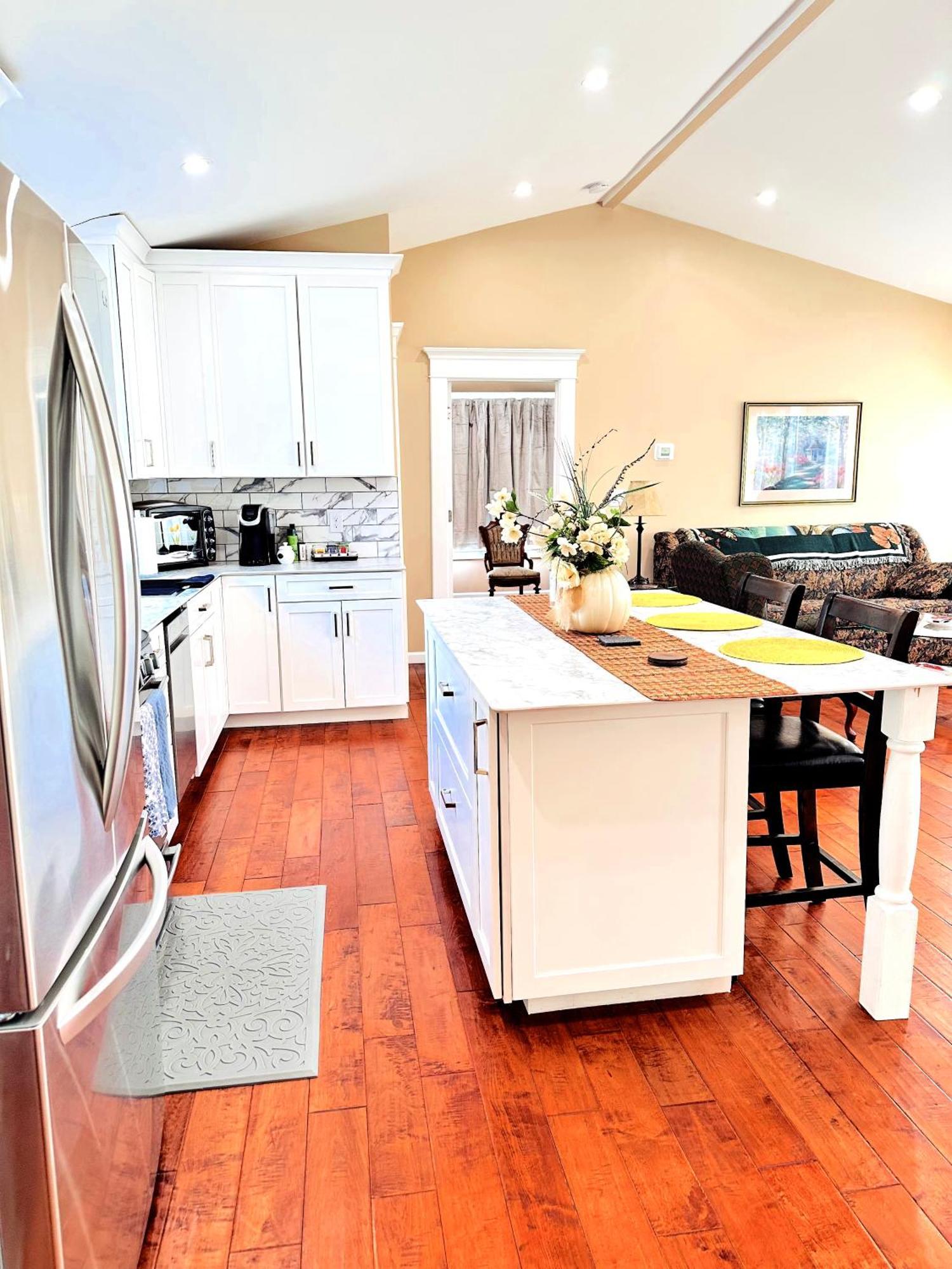 Delightful Dwelling Apartment Бъфало Екстериор снимка